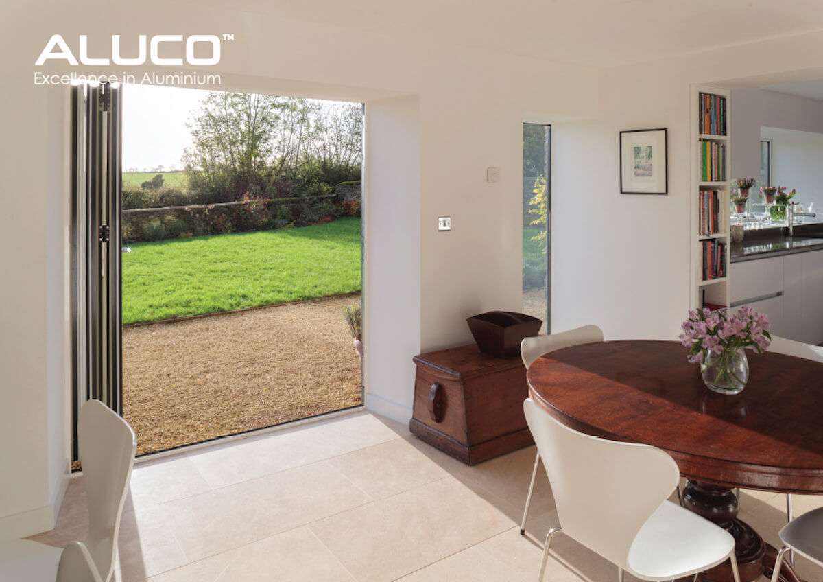 Aluco bifold door