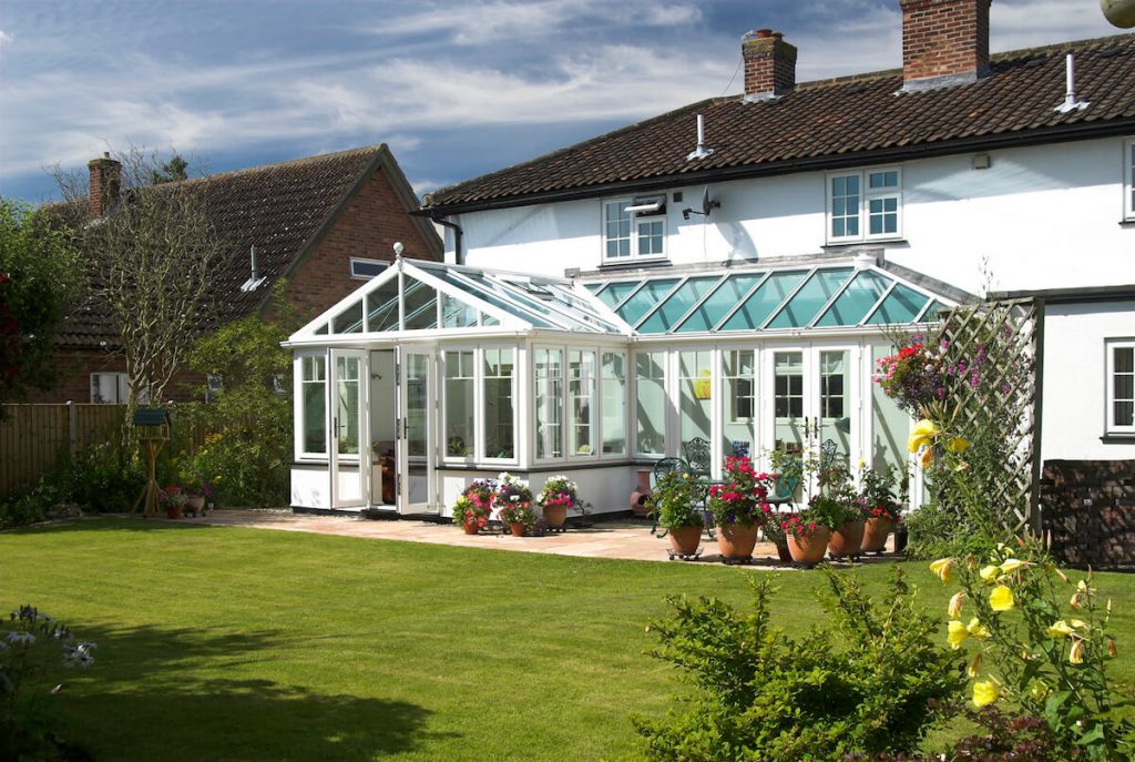 Modern garden room